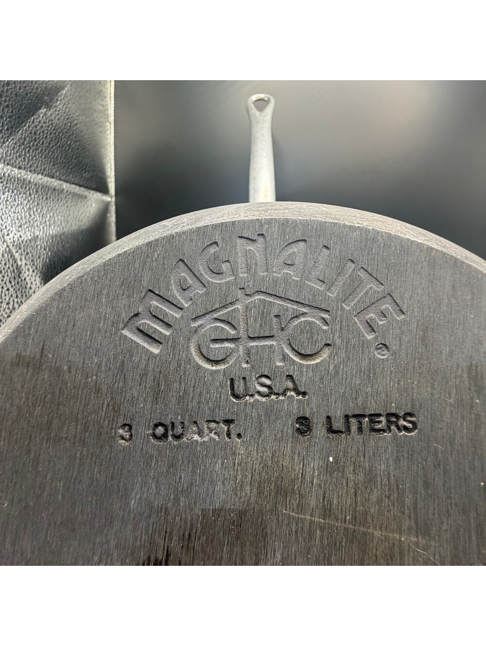 Magnalite GHC 3 Quarters/Liters With Lid USA Grey Saucepan